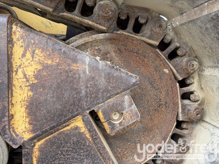 2012-caterpillar-d6n-xl-image-11
