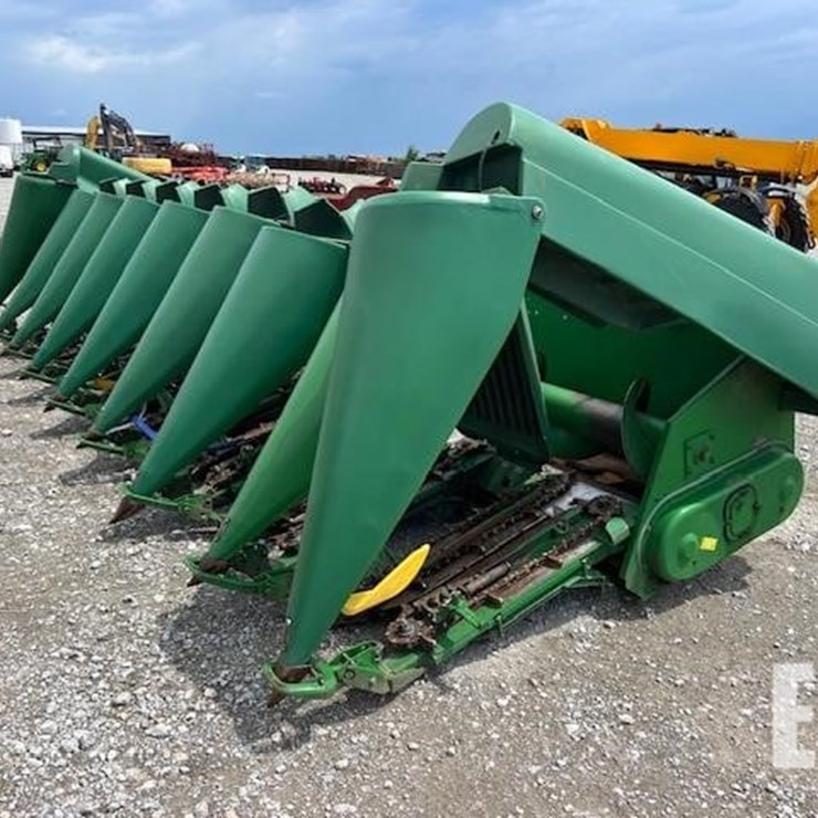 1997 JOHN DEERE 893