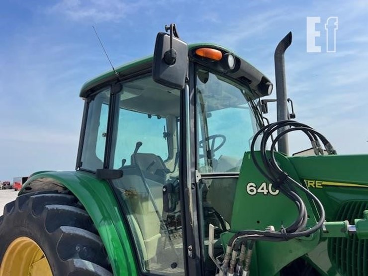 john-deere-6415-image-25