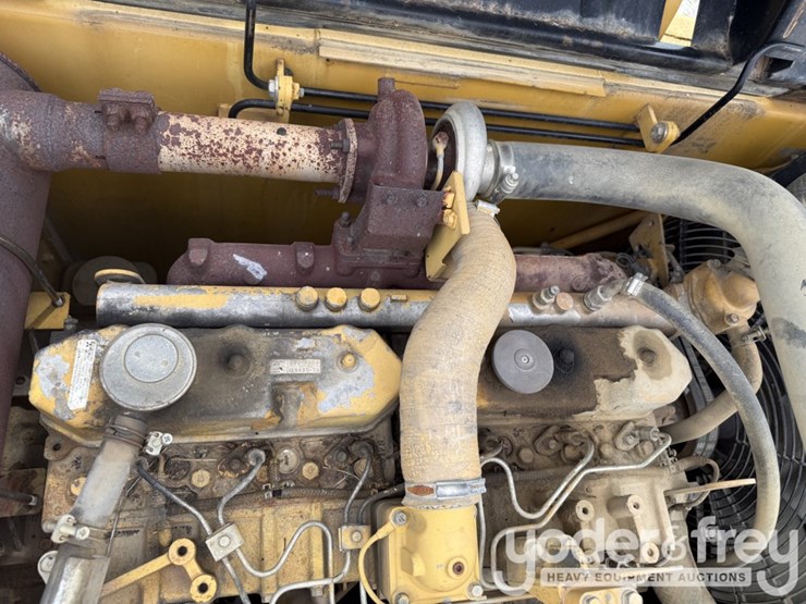 2004-caterpillar-318c-image-34