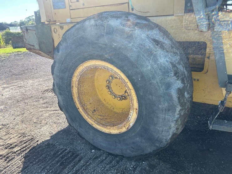 komatsu-wa250-3mc-image-16