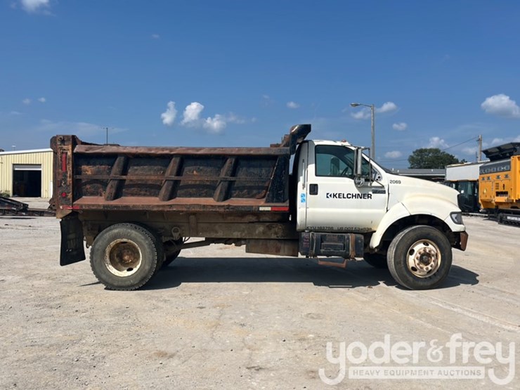 2000-ford-f750-image-6