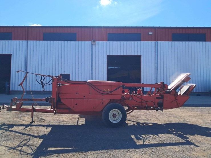 new-holland-315-image-1