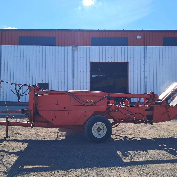 NEW HOLLAND 315