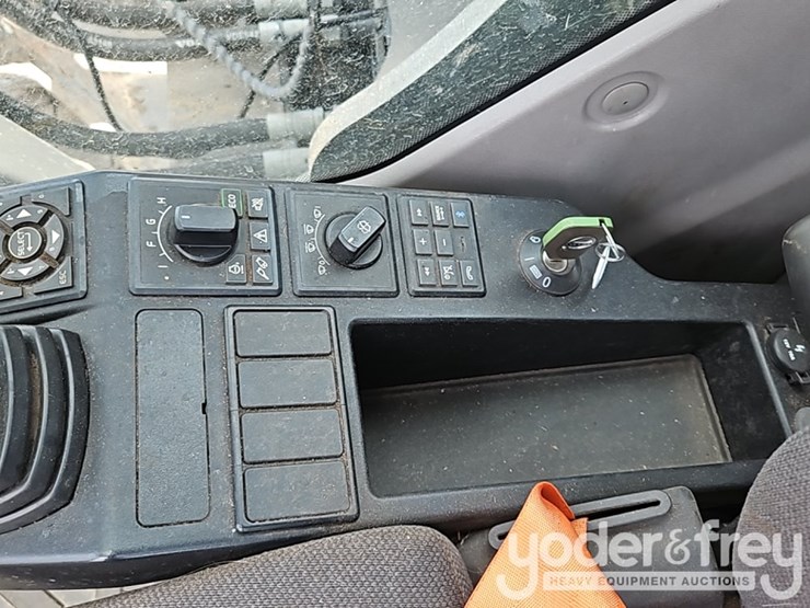 2021-volvo-ec250el-image-43