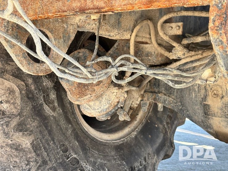 2009-case-ih-titan-3020-image-40