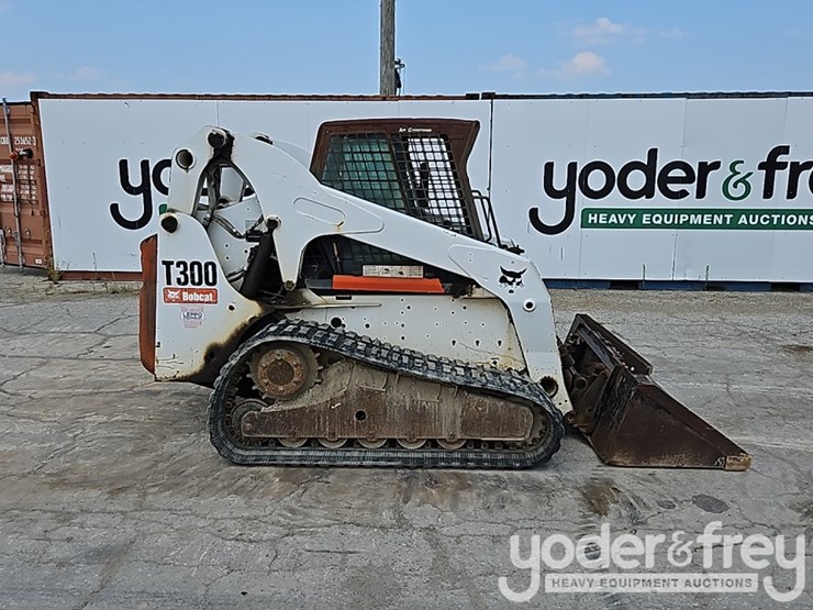 2009-bobcat-t300-image-7
