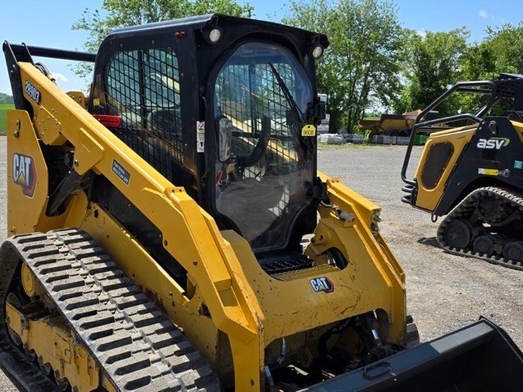 2021-caterpillar-289d3-image-7