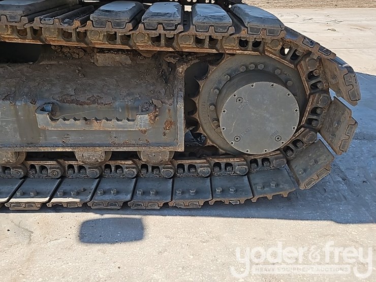 2019-volvo-ecr145el-image-25