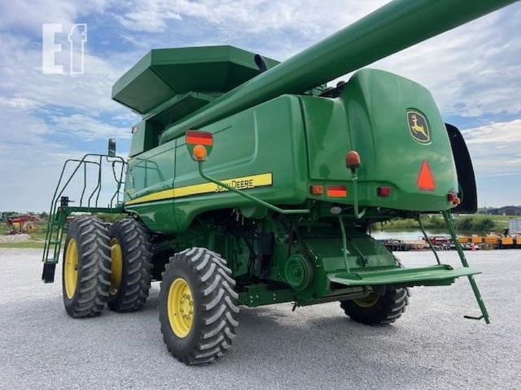 2011-john-deere-9770-sts-image-9