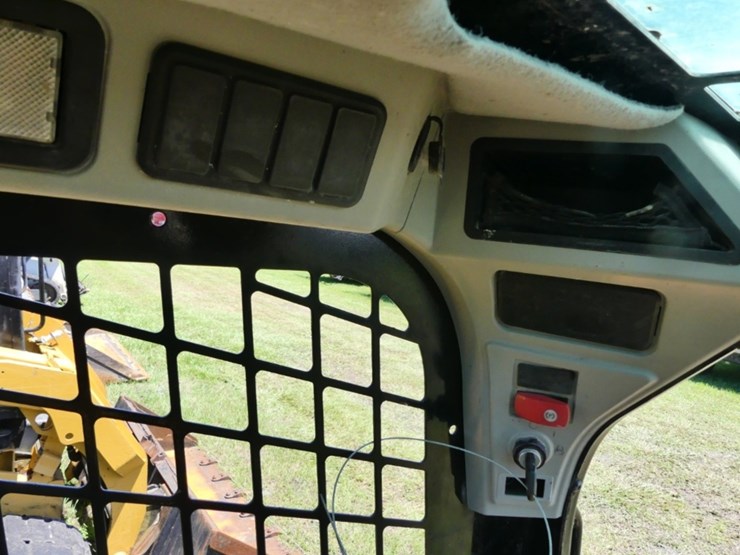 caterpillar-249d-image-16