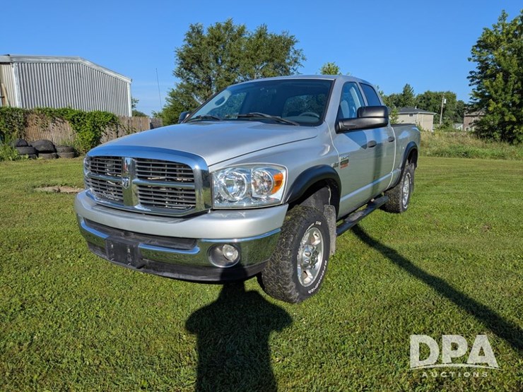 2009-dodge-ram-2500-image-12
