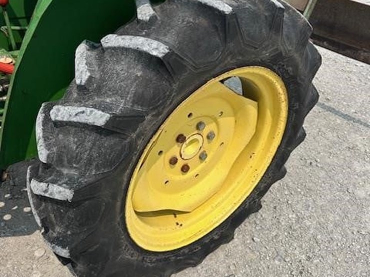 john-deere-750-image-12