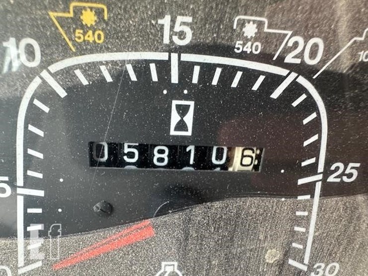 ford-6640-image-36