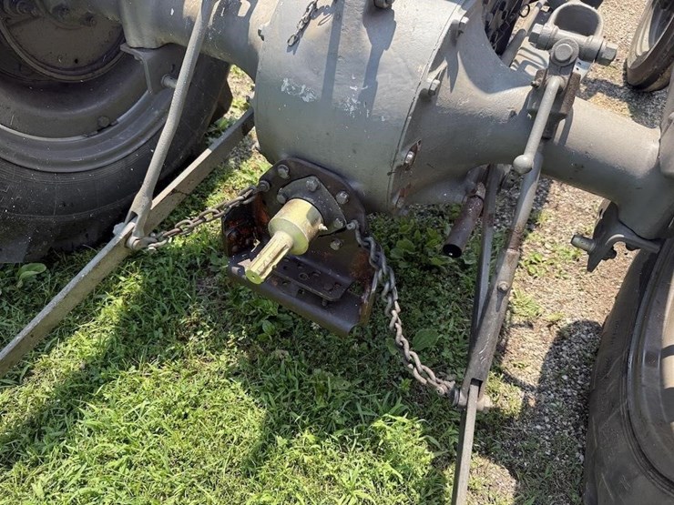 ford-8n-image-8