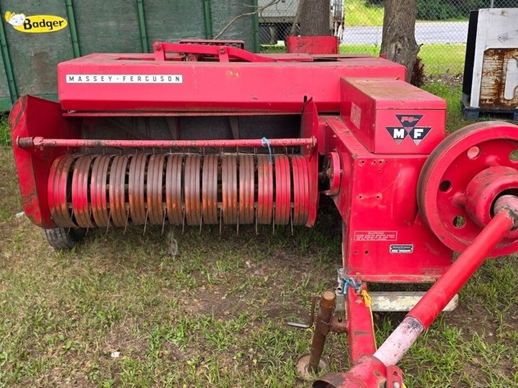 massey-ferguson-12-image-22