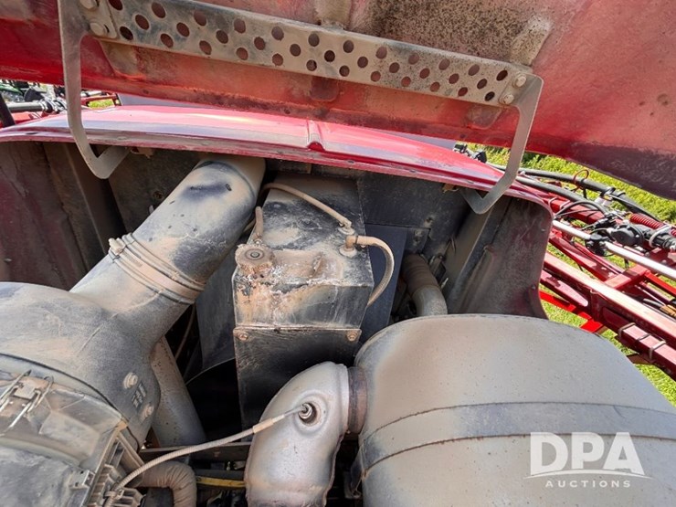 2019-case-ih-patriot-4440-image-111