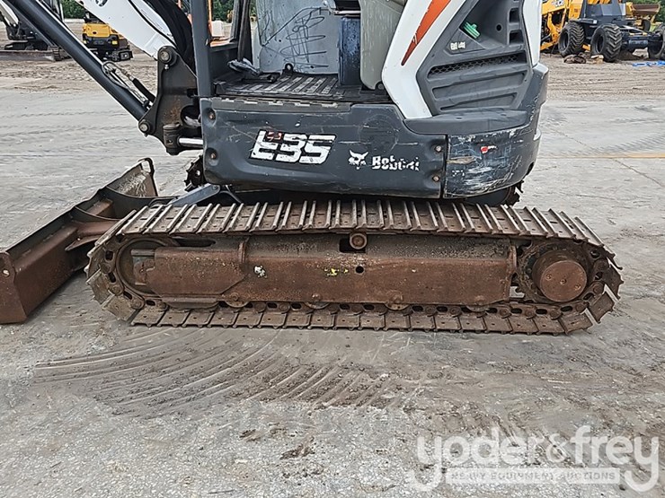 2018-bobcat-e35-image-22