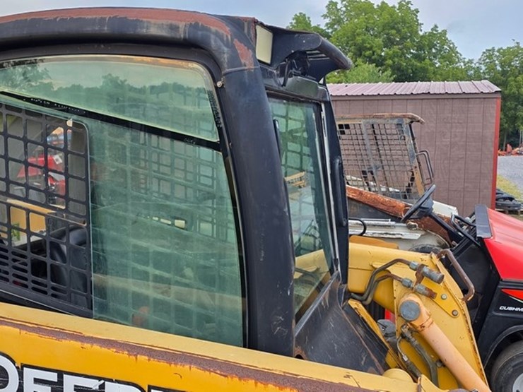 john-deere-250-image-10