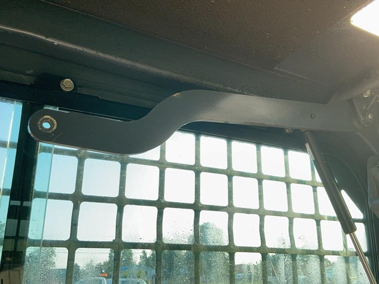 2015-kubota-svl90-2-image-54