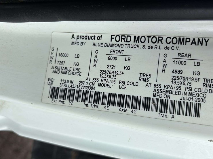 2006-ford-lcf-image-35
