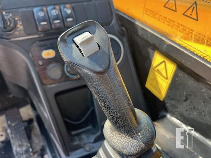 2016-jcb-507-42-image-39
