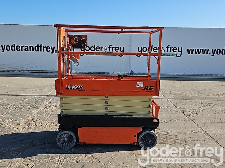 jlg-1932r-image-2