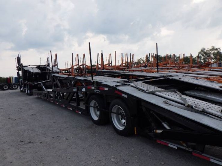 2022-kenworth-w990-image-10