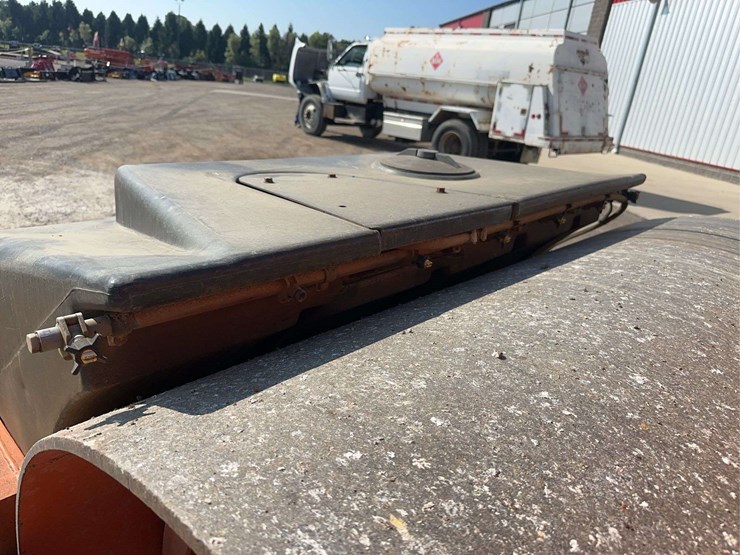 hypac-double-smooth-drum-asphalt-roller-image-12