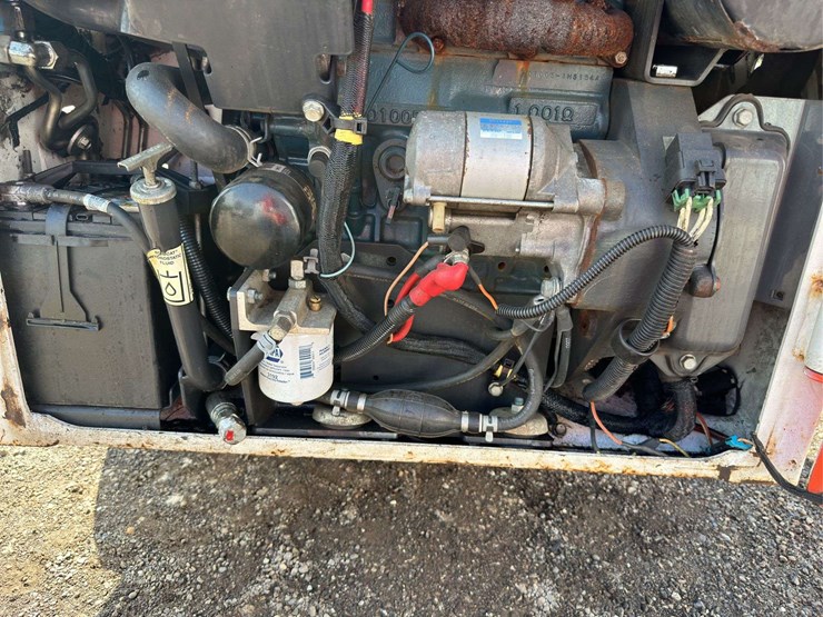 2018-bobcat-s70-image-13