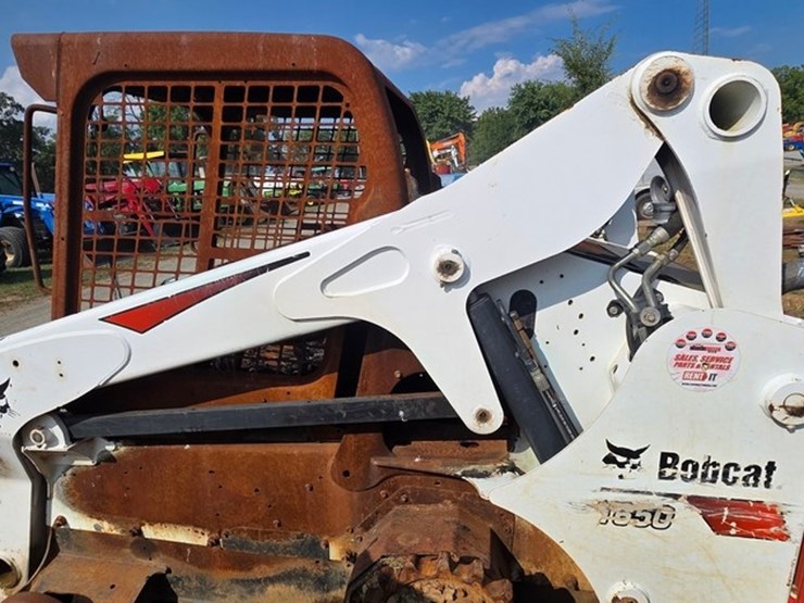 bobcat-t650-image-21
