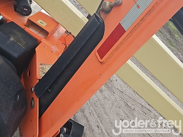 2018-jlg-t500j-image-16