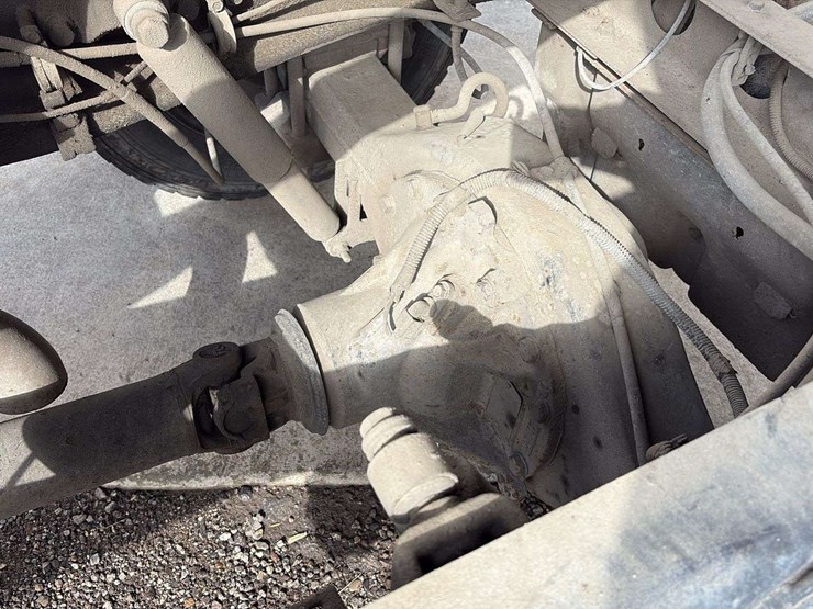 2006-ford-lcf-image-40