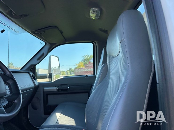 2023-ford-f650-image-81