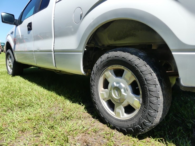 2010-ford-f150-xlt-image-5