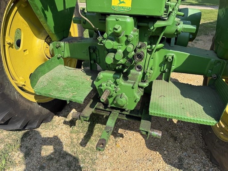 john-deere-60-image-12