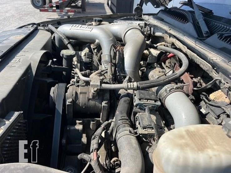 2006-chevrolet-silverado-2500hd-image-8