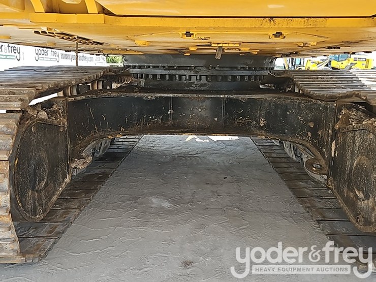 2017-caterpillar-336fl-image-28
