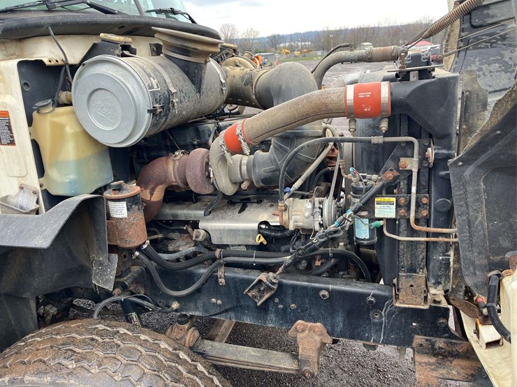 1999-mack-ch6-dump-truck-image-16