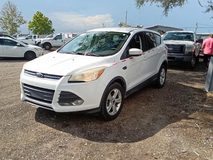 2014-ford-escape-se-image-3