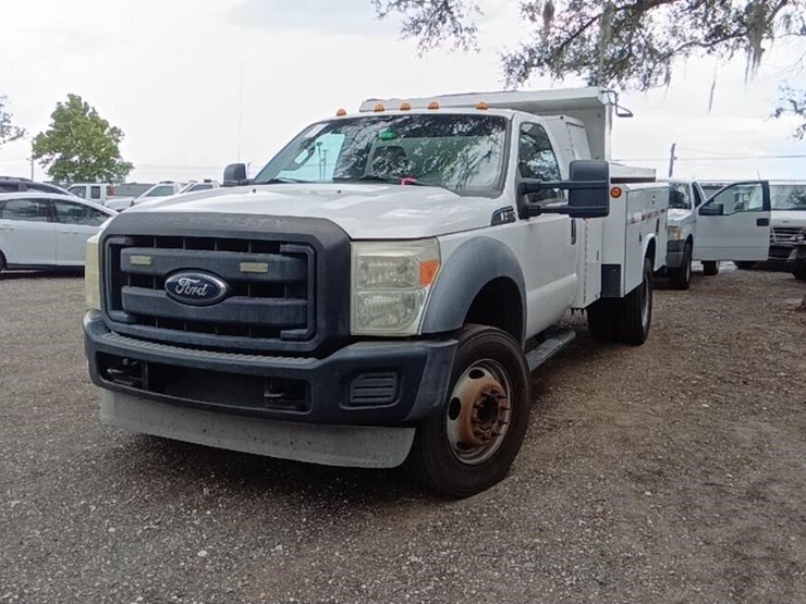 2013-ford-f550-image-8