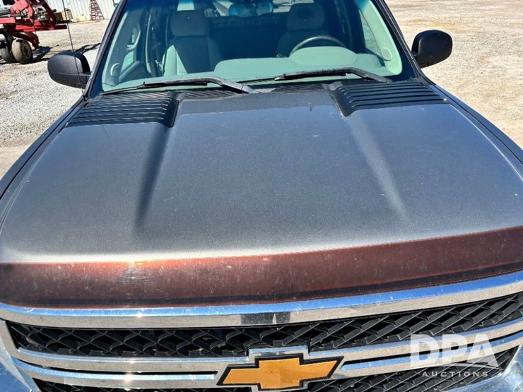 2013-chevrolet-silverado-2500-lt-image-16