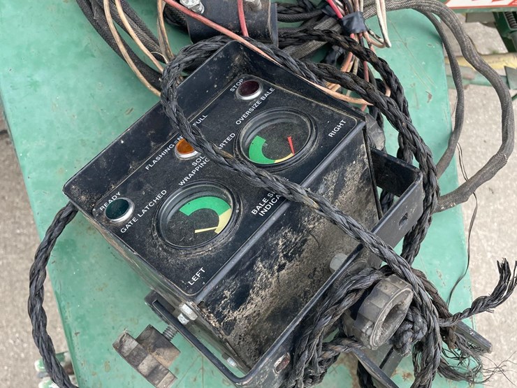 john-deere-530-image-28