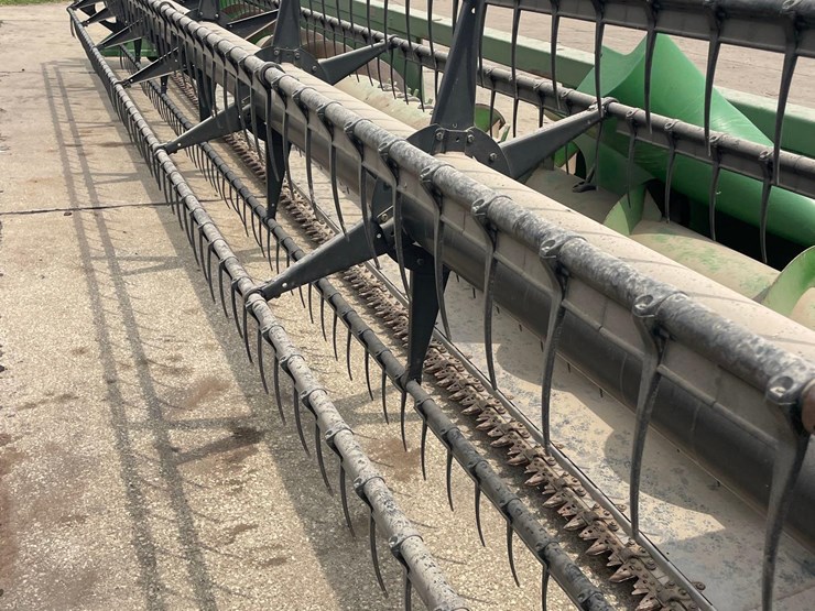 2011-john-deere-635f-image-9