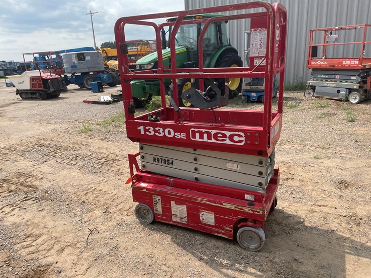 2017-mec-1330se-image-10