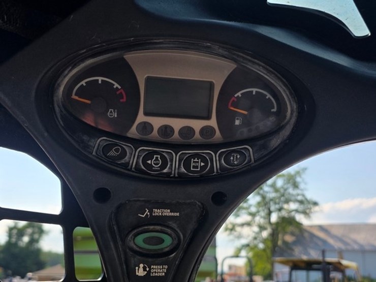 2019-bobcat-s595-image-51