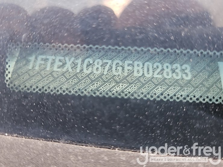 2016-ford-f150-image-36