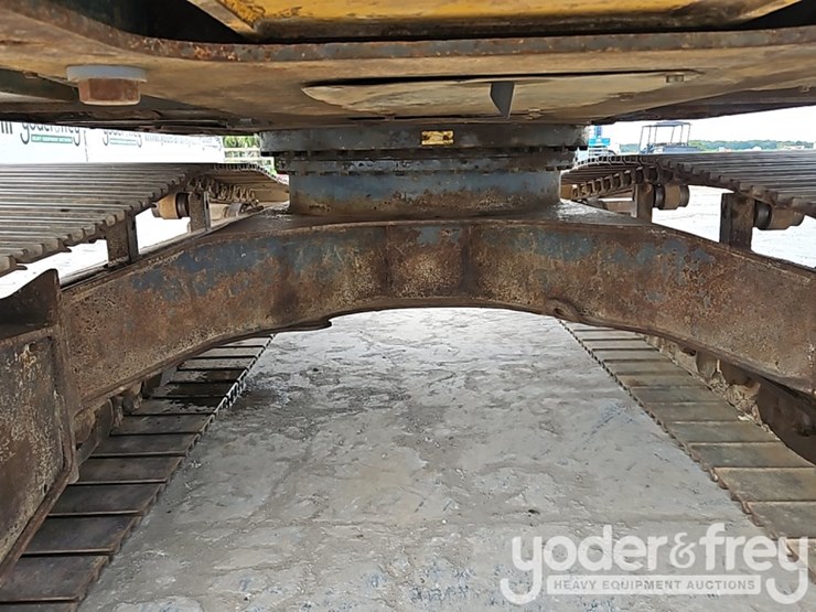 2015-kobelco-sk210-lc-9-image-32