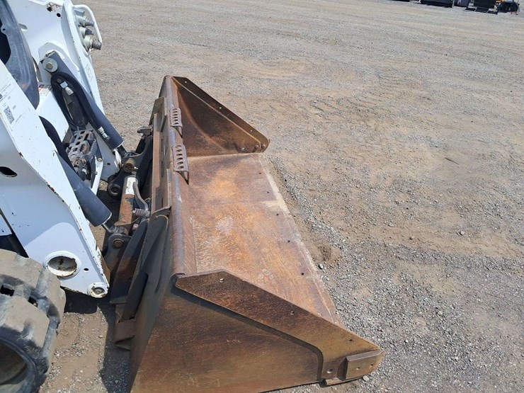 2016-bobcat-t595-image-13