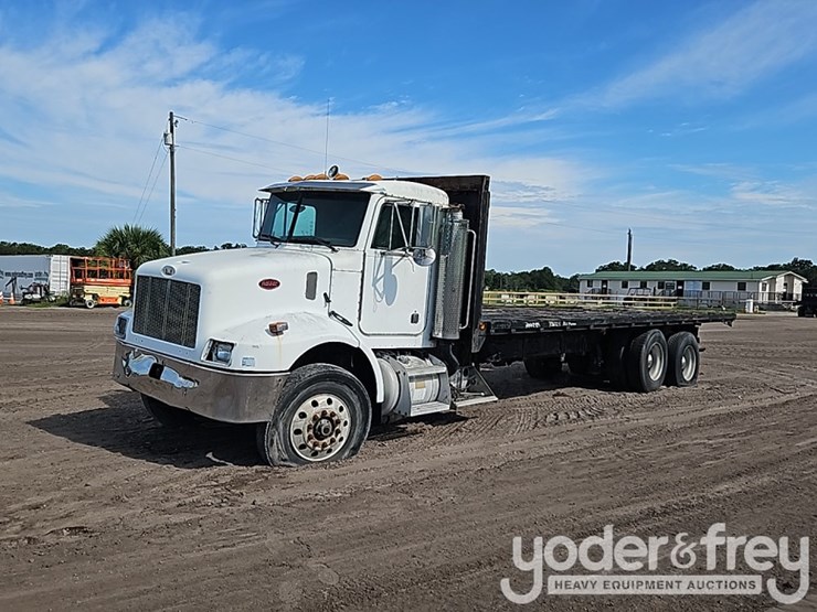 2002-peterbilt-330-image-1